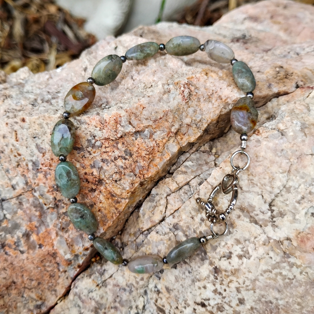 Elegant Green Stone Bracelet